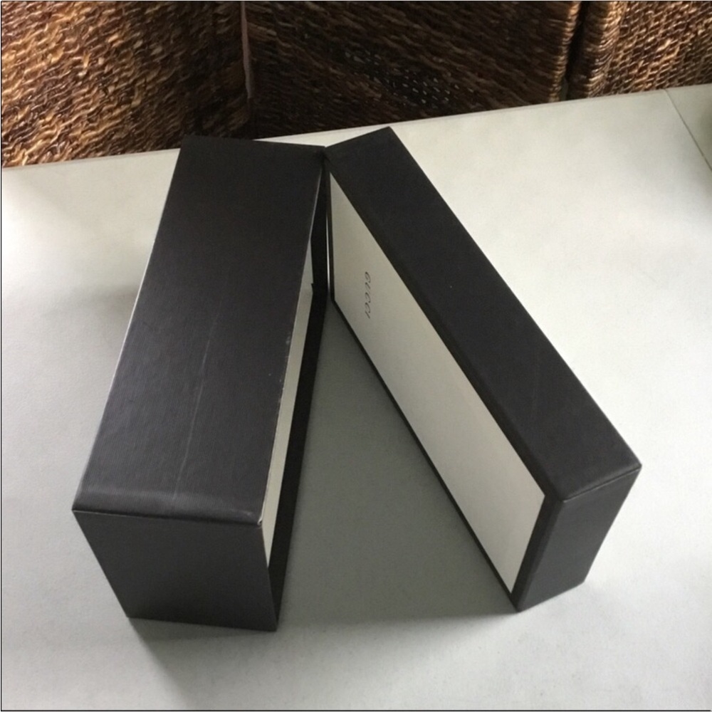 GUCCI EMPTY SHOE BOX NO SHOES 2/DUST BAGS BOX LABEL SIZE 37.5-7.5 - Picture 6 of 16